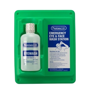 image:imagePhysiciansCare Eye Wash Solution Sterile Isotonic Buffered Solution for Flushing amp Irrigating Eyes 32oz BottleEyewash Station